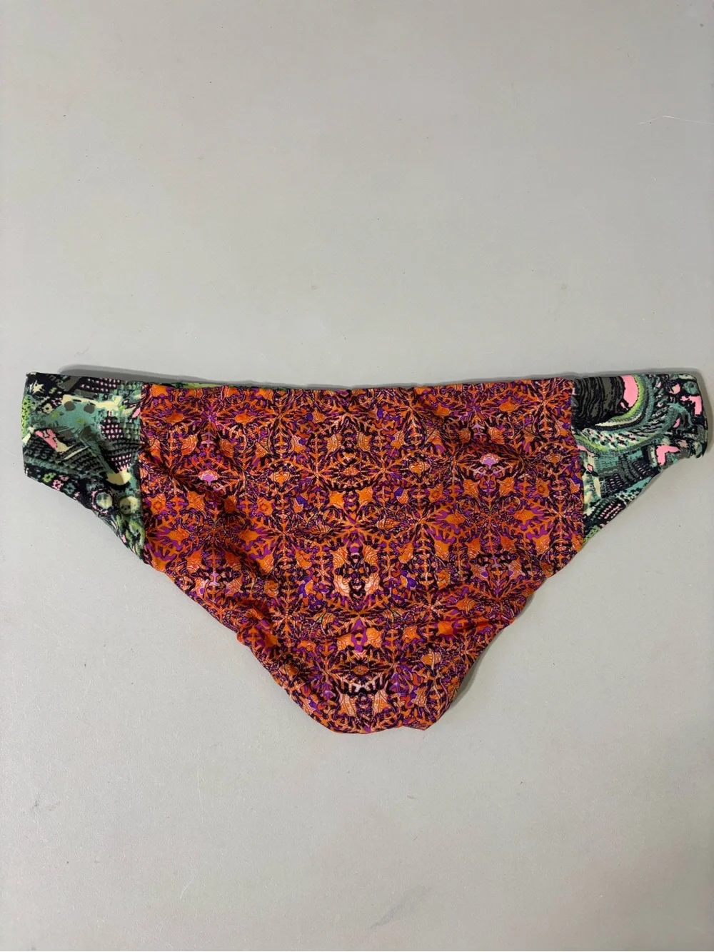 ▪️Maaji Bikini Corset-Style Top and Bottom S - Picture 7 of 7